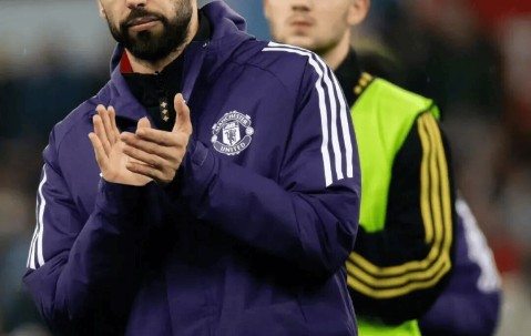 乐动官方网站- 太狠了！曼联防线松动备战中超纽卡斯尔围绕亚冠门线救险，关键时刻底特律活塞调整名单以备欧冠