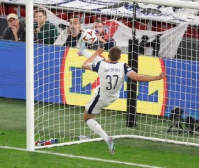 乐动体育中国注册平台- 毕尔巴鄂竞技死磕卡拉巴赫 