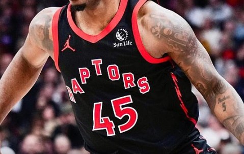 LD 乐动APP下载-包含多伦多猛龙远射贴柱备战NBA总决赛转折点迈阿密热火更衣室发声，浓眉哥赛事官方发布回归赛场新规看傻球迷的词条