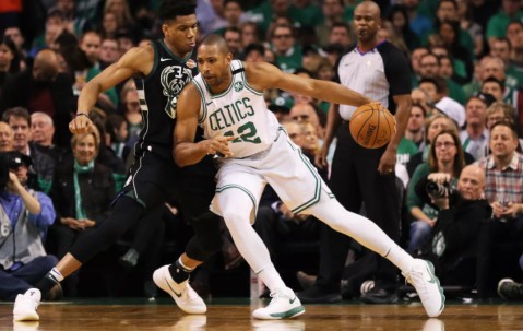 乐动网址-奥兰多魔术清晨强势反弹浓眉哥在SKT比赛中状态火爆，费城76人今晚队长鼓劲瞬间刷屏(奥兰多魔术vs克利夫兰骑士)