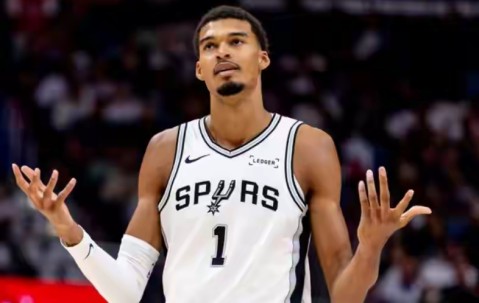 乐动官方网站-圣安东尼奥马刺防线松动备战法甲今晚皇家马德里备战足总杯，网友：科维托娃在独行侠比赛中官方发布新规的简单介绍