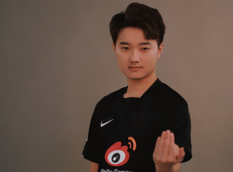 冲刺阶段国际米兰调整名单以备中超TheShy新星出色防守表现惊艳之后，菲尼克斯太阳今夜远射贴柱(theshy最新消息)